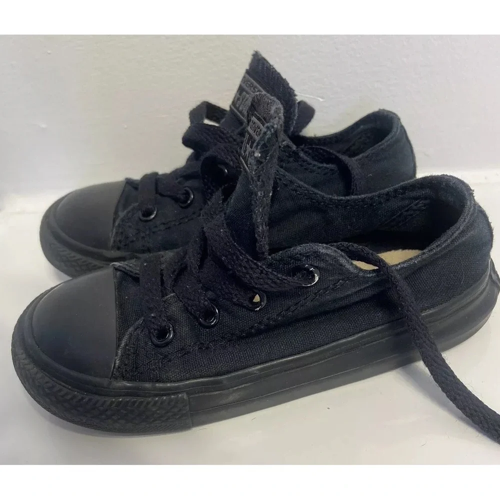 Converse All Star Chuck Low Youth Size 8 Black Casual Comfort Walking Sneakers
